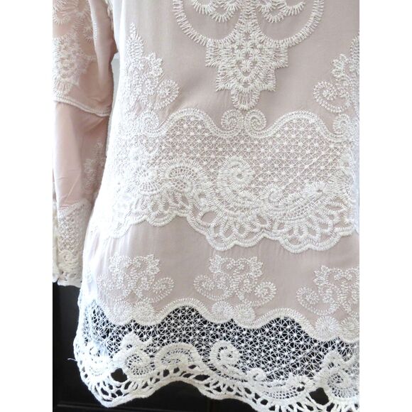 Democracy Women's Embroidered 3/4 sleeve top Blush Pink XS EUC - Picture 9 of 13
